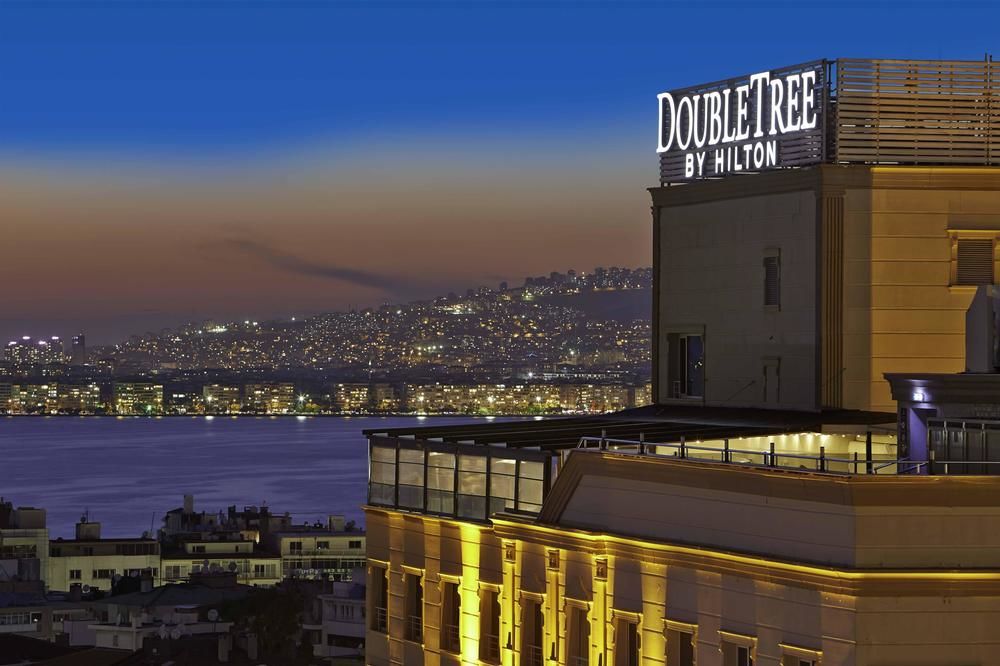 DoubleTree by Hilton Izmir - Alsancak image 1